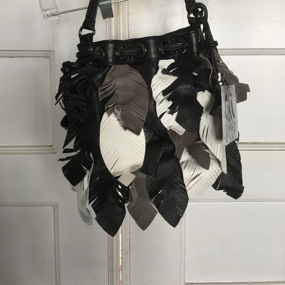 CHI by CARLOS FALCHI "LEAVES " BUCKET HANDBAG NWT - Picture 1 of 8